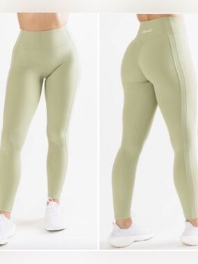 Alphalete Pulse Kinetic Leggings